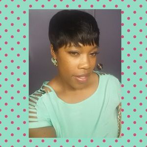 Meet your Posher, Nicole